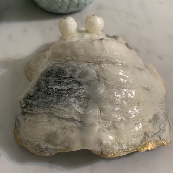 Shabby Chic Boho Shell Decor - Handmade Soy Wax Candle in a Seashell - Picture 15 of 15